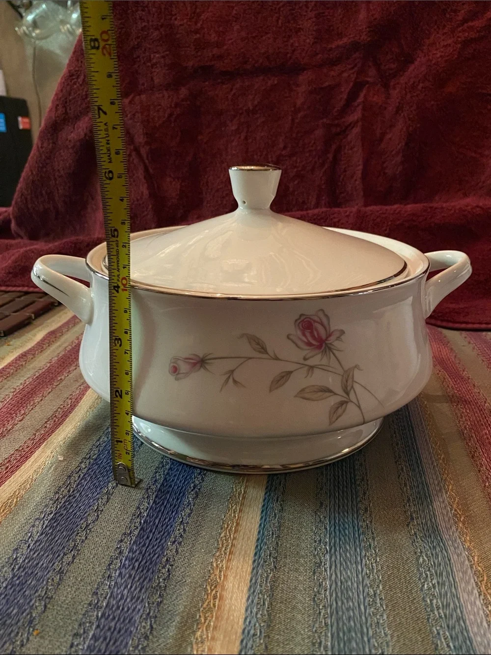Vintage Seiza White Floral Covered Casserole Dish with Pink Rose Accent